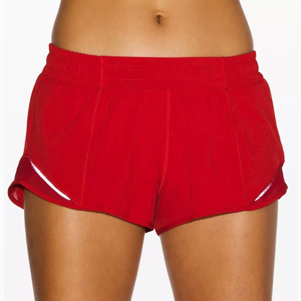 Lululemon Hotty Hot low rise lined shorts 2.5 inches size 2 red